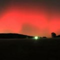 Redak fenomen, grimizno nebo nad Srbijom: Šta kažu narodna verovanja, kakav je to znak! Aurora borealis moguća i večeras…