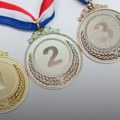 Medalje sa srpskom ornamentikom oko vrata evropskih sportista