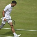 "Mnogi nisu zadovoljni što sam još uvek tu": Novak Đoković zagrmeo posle poraza u finalu Vimbldona