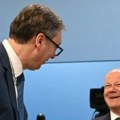 Vidimo se uskoro u Beogradu! Srdačan susret Vučića i Šolca na Samitu Evropske političke zajednice (foto)