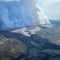 Ponovo eruptirao vulkan na Islandu: Iz zemlje izbijaju lava i gust dim, širi se dramatičan snimak