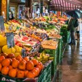 Ovo povrće je prepuno pesticida, a stalno se kupuje