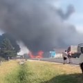 Više od 200 požara u Srbiji: Svi vatrogasci i helikopteri MUP-a na terenu, oglasio se Dačić