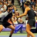 Sara Erani i Andrea Vavasori osvojili Ju-Es open u kontroverznom miks dublu
