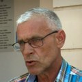 Policija zaustavila autobus Milomira Jaćimovića i privela njegovog sina i još troje mladih