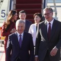 U posetu Srbiji stigao predsednik Uzbekistana, na aerodromu "Nikola Tesla" dočekao ga Vučić
