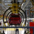 Raste prodaja novih automobila - hibridi prestigli benzince