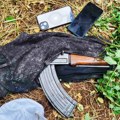 Policija u Kikindi pronašla 43 iregularna migranta i oružje