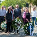Komemoracijom i otkrivanjem spomenika obeležena 82. godišnjica deportacije Jevreja iz Zrenjanina i Banata