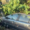 Teška nesreća kod Mostara: Automobil sleteo s puta, dve osobe povređene