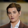 Premijerka, sećate li se ovih „muva“ iz 2012. godine? Brnabić prostački vređala opoziciju, a zaboravila na ponašanje…