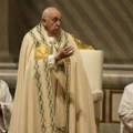 Papa Franja predvodio uskršnje bdenje: Rimski pontif održao večernju misu u bazilici Svetog Petra