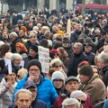 Na Trgu republike okupljanje penzionera u znak podrške studentima, na Dorćolu protest dela radnika GSP (foto,video)