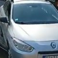 Snimak iz Hrvatske zapalio region Automobil iz Beograda na ivici da potone u more, sekunde ga delile od katastrofe! (video)