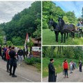(Foto, video) Đurđevdanski uranak na Stražilovu oživeo tradiciju staru decenijama okupljanje kod Branka Radičevića i sećanje…