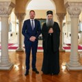 Patrijarh Porfirije sa Antonijevićem o suzbijanju nasilja nad ženama i položaju Srba na KiM