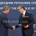 Vučić uručio Orden Srbije na lenti predsedniku Vlade Bavarske: U fokusu veliki projekti koji će pokrenuti Srbiju u narednim…