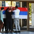 Novi Sad: Rektor Univerziteta Dejan Mandić posetio mladiće koji su blokirali Filozofski fakultet