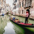 Venecija je zabranila turističkim vodičima da koriste megafone i ograničila grupe turista na 25 ljudi