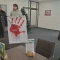 „Ispita ovde neće biti“: Studenti u Novom Sadu ušli u Studentski kulturni centar (VIDEO)