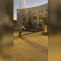 Izgubio kontrolu nad “golfom“ i iz Ulice vojvode Stepe uleteo na Gradsko šetalište, tragovi ulja svuda po behatonu