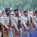 Nova vojna osovina: Pakistan rasporedio 8.000 vojnika, eskadrilu aviona i PVO u Saudijskoj Arabiji FOTO