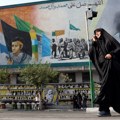 Tramp preti napadima na mostove i elektrane; Teheran odgovara: Oko za oko