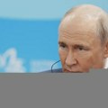 Putin naredio trodnevno obustavljanje napada na Kijev