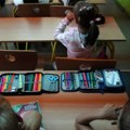 Nastavnik roditeljima u 6:52 sati ujutru u Viber grupu poslao poruku šta deca da ponesu u školu za taj dan i krenula je paljba!…