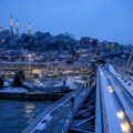 (Foto, video) sneg okovao Istanbul: Zatvoren brodski saobraćaj na Bosforu, otkazani letovi, deca ne idu u škole, kuririma…