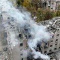 Rusi ponovo gađali rodni grad Zelenskog, među poginulima i deca: Povređeni leže na ulici, snimci su potresni