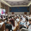 Ugovori o radu uručeni najuspešnijim mladim medicinarima u Srbiji