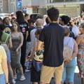 uživo Dan nakon protesta: Okupljanje ispred stanice "29. novembar", policija u opremi za razbijanje demonstracija