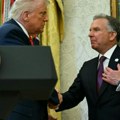Vitkof prekršio protokol ali ubedio Trampa na sastanak sa Putinom