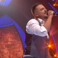 Pune ruke novčanica! Stefan napravio haos na privatnom veselju! Pogledajte samo