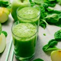 Зелени детокс смути: Погледајте шта вам је све потребно