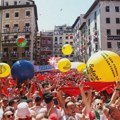 (FOTO) U Pamploni počeo festival trke s bikovima San Fermin