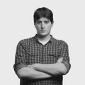 Na svadbu u ćaci-sakou: Marko Prelević u novom Nedeljniku o politici modnih izbora