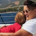 Sin Marije Šerifović raspametio sve imitacijom: Latio se mikrofona, pa izimitirao mamu