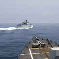 "Presekao nam je pravac": Američka mornarica objavila snimak incidenta sa kineskim brodom (video)