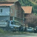Užas u Zubinom Potoku Kurtijeva policija diže stanicu pored srpske škole, građani uznemireni
