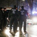 FOTO Drama u Nemačkoj: Muškarac držao četiri osobe kao taoce u „Starbaksu“