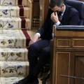 "Pedro, ne daj se" Španski premijer sutra će saopštiti odluku