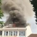 Mali maturanti zapalili školu: Proslavljali kraj godine, pa bakljama zapalili zgradu OŠ "Vlado Milić" (video)