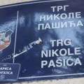 SKOJ oblepio Trg Nikole Pašića, imaju poklon i za Šapića (FOTO)