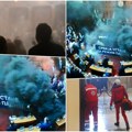 Blokaderi hoće da ponove scene nasilja iz marta! Danas napali aktiviste u ns, pre dva meseca divljali u Skupštini: Bacali…