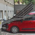 Deo krova pao sa zgrade Medicinskog fakulteta u Beogradu