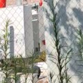 Meštani Bošnjaca zaustavili postavljanje antena po najvećoj vrućini: „Naš krov nije njihova baza za profit!“