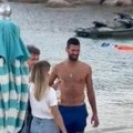 Novak Đoković ne razmišlja o tenisu: Napustio Hrvatsku, "uhvaćen" u poznatom letovalištu