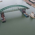 (VIDEO) Demontiran luk Starog savskog mosta i zauvek napustio panoramu Beograda